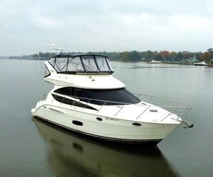 39' Meridian 2011 Yacht For Sale